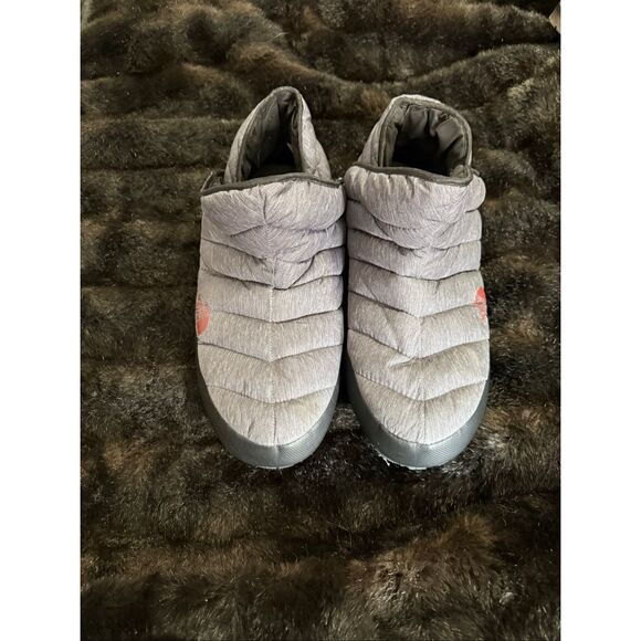 North Face ThermoBall Traction Bootie Slippers Mens 13 Warm Insulated Grey main image 4
